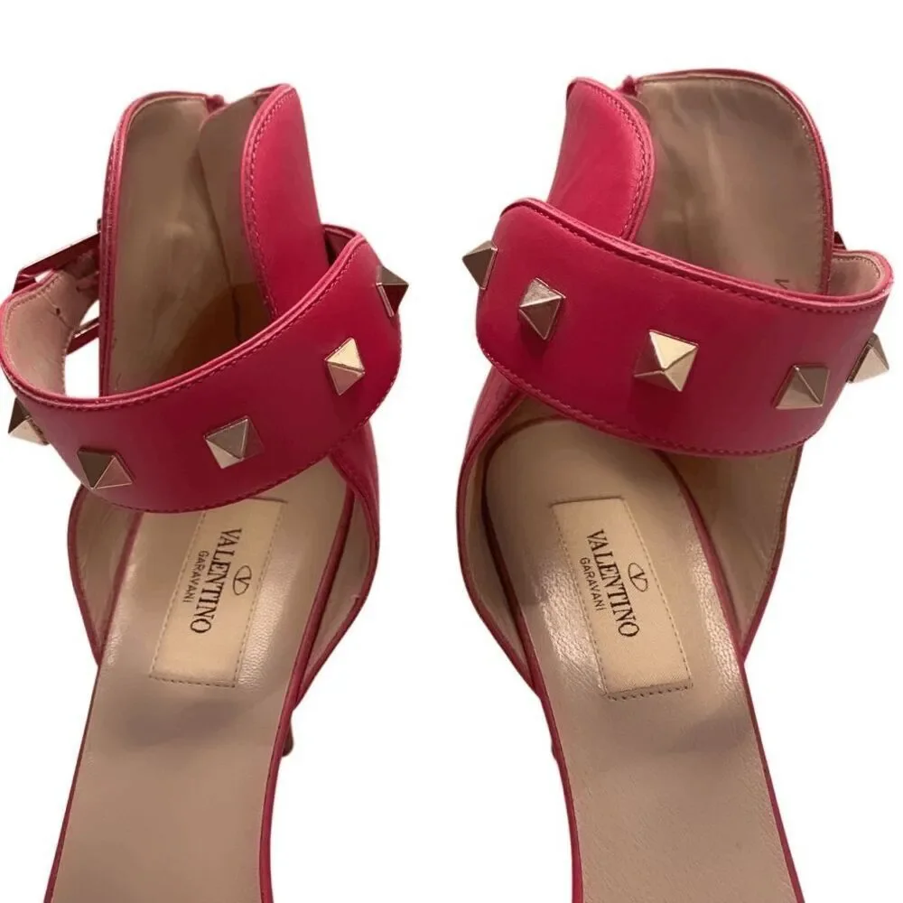 Valentino Garavani Leather Rockstud Ankle Strap Heels EU 38.5 US 8.5 Pink Pumps